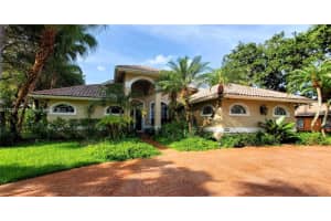 13140 SW 28th Ct, Davie, FL 33330, Sold 04/12/23