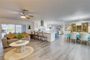 839 W Plantation Cir, Plantation, FL 33324, Sold 08/19/22