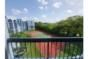 9440 Fontainebleau Blvd APT 415, Miami, FL 33172, Sold 09/21/22