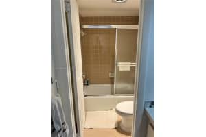 1925 Brickell Ave, Miami, FL 33129, Sold 08/01/22
