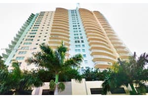 2475 Brickell Ave APT 2409, Miami, FL 33129, Sold 09/15/22