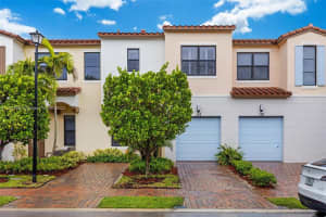 122 NW 209th Trail, Pembroke Pines, FL 33029, Sold 08/08/22