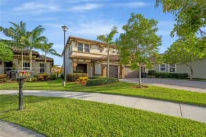 9726 Blue Isle Bay, Parkland, FL 33076, Sold 05/15/23