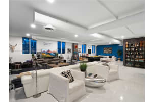 700 NE 25th St PH 1, Miami, FL 33137, Sold 09/01/22