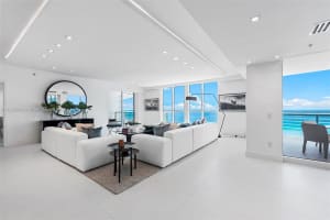 3801 Collins Ave, Miami, FL 33140, Sold 11/18/22