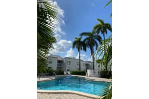 4877 NW 97th Pl #344, Doral, FL 33178, Sold 08/05/22