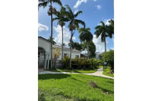 4877 NW 97th Pl #344, Doral, FL 33178, Sold 08/05/22