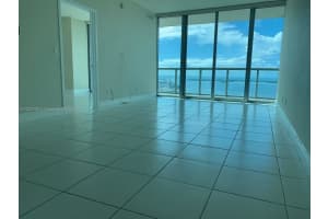 888 Biscayne Blvd, Miami, FL 33130, Sold 11/28/22