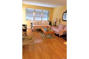 2223 Park Ln APT 211, Hollywood, FL 33021, Sold 07/25/22