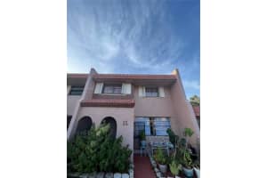 15 Toledo Ct, Davie, FL 33324, Sold 09/30/22