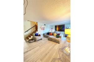 15 Toledo Ct, Davie, FL 33324, Sold 09/30/22