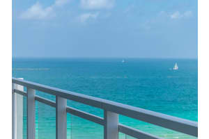2030 S Ocean Dr, Hallandale Beach, FL 33009, Sold 11/09/22