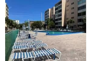 320 NE 12th Ave, Hallandale Beach, FL 33009, Sold 10/12/22