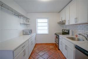 645 NE 77th St APT 11, Miami, FL 33138, Sold 09/23/22