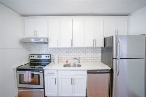 645 NE 77th St APT 11, Miami, FL 33138, Sold 09/23/22