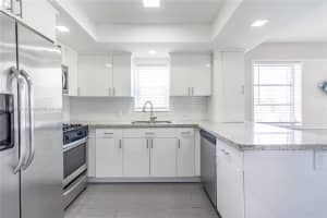 730 Pennsylvania Ave APT 408, Miami Beach, FL 33139, Sold 07/14/22