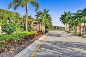 627 SW 147th Ave # 3-10, Pembroke Pines, FL 33027, Sold 09/09/22
