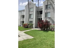 11145 SW 6th St, Pembroke Pines, FL 33025, Sold 10/06/22