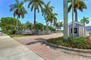8590 SW 212th St APT 112, Cutler Bay, FL 33189, Sold 07/29/22