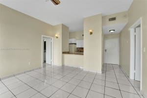 7400 W 20th Ave APT 109, Hialeah, FL 33016, Sold 08/04/22