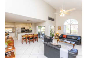 1110 SE 6th Ave, Dania Beach, FL 33004, Sold 10/07/22