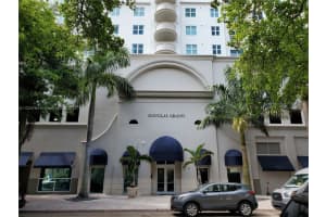 50 Menores Ave APT 806, Coral Gables, FL 33134, Sold 07/15/22