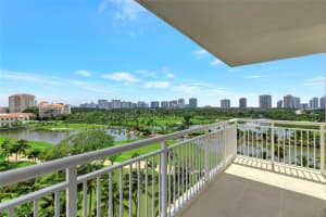 19501 W Country Club Dr APT 914, Aventura, FL 33180, Sold 09/07/22