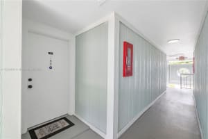 909 NE 199th St, Miami, FL 33179, Sold 09/19/22