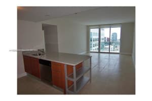 185 SW 7th St APT 2704, Miami, FL 33130, Sold 11/17/22