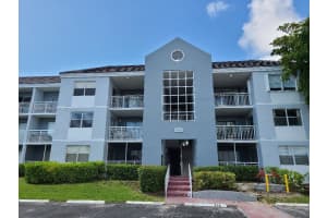8520 SW 212th St APT 204, Cutler Bay, FL 33189, Sold 07/29/22