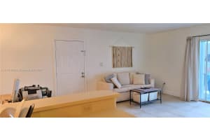 8520 SW 212th St APT 204, Cutler Bay, FL 33189, Sold 07/29/22