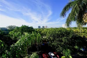 19801 E Country Club Dr #4505, Aventura, FL 33180, Sold 08/12/22