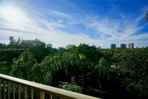 19801 E Country Club Dr #4505, Aventura, FL 33180, Sold 08/12/22