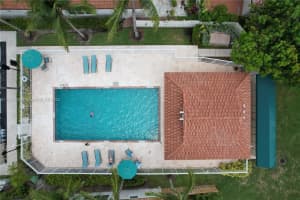 13235 NW 9th Ct, Pembroke Pines, FL 33028, Sold 08/02/22