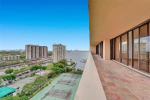 11113 Biscayne Blvd Unit 1552, Miami, FL 33181, Sold 08/29/22