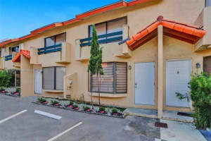 10167 SW 77th Ct a, Miami, FL 33156, Sold 07/13/22