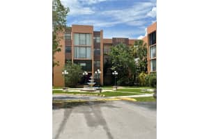 9400 W Flagler St APT 401, Miami, FL 33174, Sold 09/08/22
