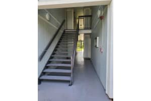 9715 Hammocks Blvd APT 101, Miami, FL 33196, Sold 08/29/22