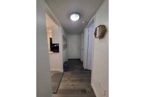 9715 Hammocks Blvd APT 101, Miami, FL 33196, Sold 08/29/22