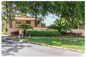 2500 W 67th Pl, Hialeah, FL 33016, Sold 11/04/22