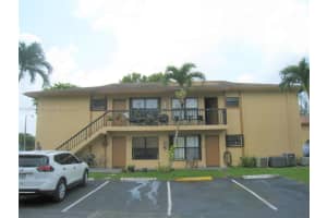 2500 W 67th Pl, Hialeah, FL 33016, Sold 11/04/22
