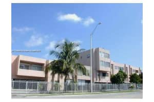 1555 W 44th Pl APT 221B, Hialeah, FL 33012, Sold 08/22/22