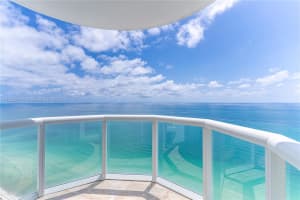 6365 Collins Ave APT 3303, Miami Beach, FL 33141, Sold 08/29/22