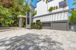 19914 NE 19th Ct, Miami, FL 33179, Sold 11/18/22