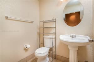 18663 NW 54th Pl, Miami Gardens, FL 33055, Sold 07/29/22