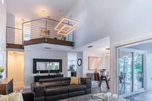 10075 NW 54th Terrace, Doral, FL 33178, Sold 08/23/22