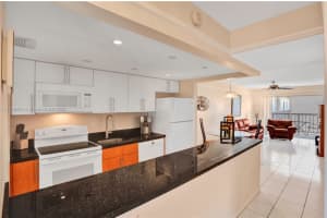 201 178th Dr APT 425, Sunny Isles Beach, FL 33160, Sold 08/11/22
