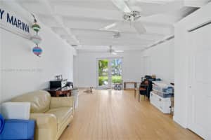 1925 N Hibiscus Dr, North Miami, FL 33181, Sold 09/13/22