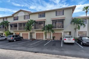 9872 Hammocks Blvd Apt 106-51, Miami, FL 33196, Sold 09/12/22