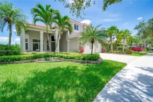 1112 Ginger Cir, Weston, FL 33326, Sold 08/16/22